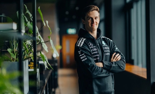 Pourchaire torna in Formula 1, la Mercedes lo sceglie per il suo 2026