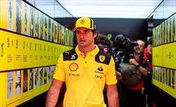Power unit Sainz, la Ferrari non ha ancora deciso: «La penalità sarebbe frustrante, ma...» - Power unit Sainz, la Ferrari non ha ancora deciso: «La penalità sarebbe frustrante, ma...»