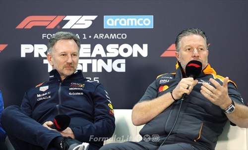 Presunta irregolarità McLaren - Brown vuole inasprire il regolamento, Horner snobba il problema - Presunta irregolarità McLaren - Brown vuole inasprire il regolamento, Horner snobba il problema