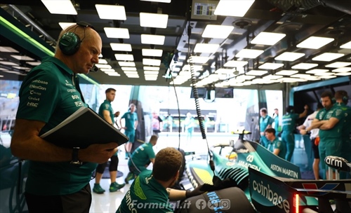 Prime tensioni in Aston Martin, incompatibilità tra Cowell e Newey? - Prime tensioni in Aston Martin, incompatibilità tra Cowell e Newey?