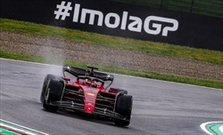 Prove Libere 1 GP Imola 2022: Leclerc fa il vuoto sull'asfalto umido Sainz è secondo a 8 decimi...