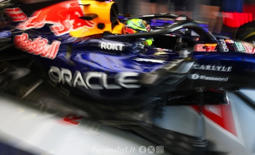 «Può farcela con Max»: Albon e Perez sorprendono e puntano tutto su Hadjar - «Può farcela con Max»: Albon e Perez sorprendono e puntano tutto su Hadjar