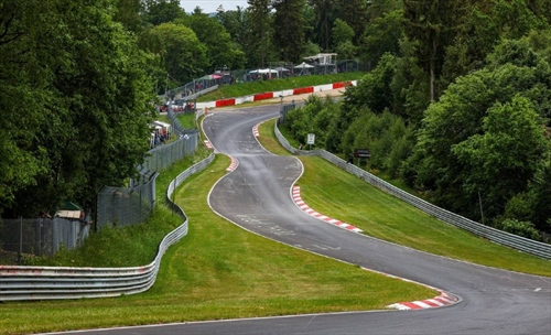 Quale circuito non dovrebbe mai mancare in F1? Per i lettori non c’è partita - Quale circuito non dovrebbe mai mancare in F1? Per i lettori non c’è partita