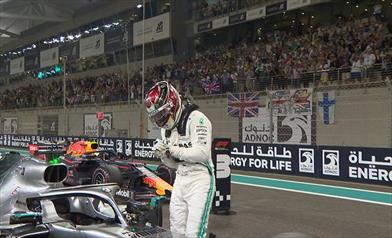 Qualifiche Abu Dhabi: Hamilton in Pole, pasticcio Ferrari nel finale