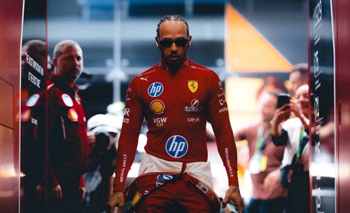 Quando il talento non basta: Hamilton e il limite Ferrari