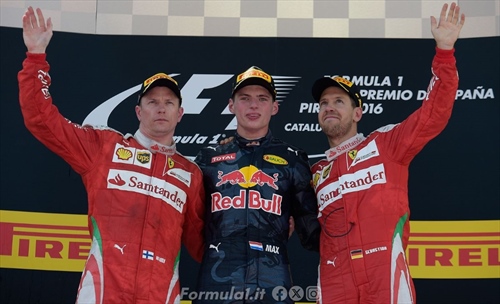 Raikkonen confessa: «Max è un fenomeno. Ferrari? Vedo segnali incoraggianti» - Raikkonen confessa: Max è un fenomeno. Ferrari? Vedo segnali incoraggianti«