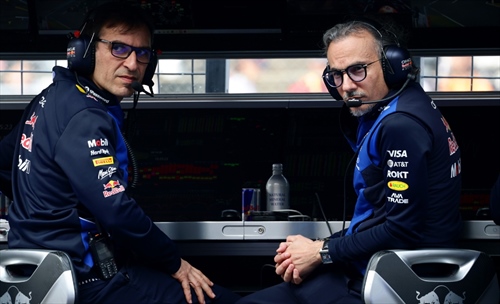 Red Bull avverte la concorrenza e svela il potenziale della sua Power Unit - Red Bull avverte: Siamo solo al 50 del potenziale della nostra Power Unit