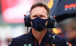 Red Bull, Horner 'avvisa' la Mercedes: torneremo a combattere per la vittoria