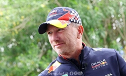 Red Bull, Horner: «Perez rinnoverebbe domani. Audi interessata a Sainz? Sciocco non esserlo»