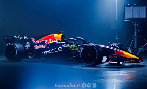 Red Bull, la prima modifica alla RB22 nasconde un problema con la power unit - Red Bull, la prima modifica alla RB22 nasconde un problema con la power unit