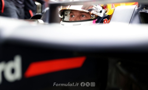 Red Bull: Max mette una pezza, ma che fatica per Lawson. E forse Perez aveva ragione