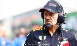 Red Bull, Newey: «La Ferrari non si fermerà. RB18? All'inizio abbiamo faticato, vi spiego il motivo»
