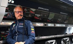 Red Bull, continua la fuga da Milton Keynes? Dopo Newey, un altro nome importante medita l'addio - Red Bull, non solo Newey: c'è un altro nome importante pronto a lasciare