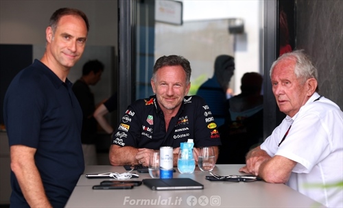 Red Bull sotto shock: la verità di Mintzlaff su Horner e Verstappen