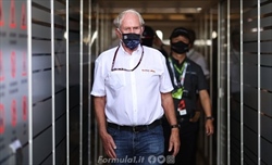 Red Bull, svelata la causa del ritiro di Perez - Red Bull, svelato il motivo del ritiro di Perez