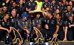 Red Bull, Verstappen: «Ferrari forte in Olanda». Perez: «Lavorerò per avvicinarmi a Max» - Red Bull, Verstappen: «Ferrari forte in Olanda». Perez: «Lavorerò per avvicinarmi a Max»