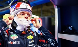 Red Bull, Verstappen si arrende: «Bilanciamento sparito in Q3. Non posso fare di più»