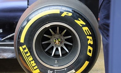 REDBULL RB13: ritornano i cerchi zigrinati - REDBULL RB13: ritornano i cerchi zigrinati