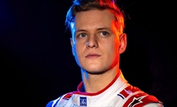 Regolamenti e rapporti di forza, Brawn: Veder vincere Schumacher non è lo scenario che vogliamo - Regolamenti e rapporti di forza, Brawn: Veder vincere Schumacher non è lo scenario a cui ambiamo