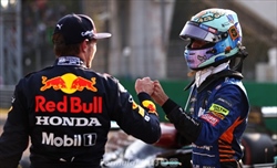 Ricciardo: «Verstappen è sempre stato veloce, ma sapete quando è diventato uomo?» - Ricciardo: «Verstappen è sempre stato veloce, ma sapete quando è diventato uomo?»