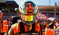 Ricciardo: Voglio vincere ancora in F1...e fare uno shoey 2023? Potrei restare a piedi