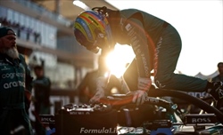 Rinnovo Alonso, l'età non preoccupa l'Aston Martin: «Può fare come Rossi e Federer»