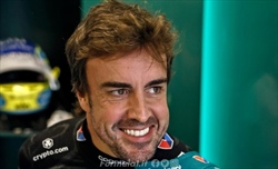 Rinnovo Alonso, l'età non preoccupa l'Aston Martin: «Può fare come Rossi e Federer» - Rinnovo Alonso, l'età non preoccupa l'Aston Martin: «Può fare come Rossi e Federer»