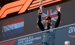 Rosberg: «Hamilton penalizzato dalle novità. Finora ha avuto sfortuna, Russell faccia attenzione»