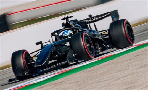 Russell sfida Newey con una provocazione: «Non è una sfilata di bellezza» - Russel sfida Newey con una provocazione:«Non è una sfilata di bellezza»