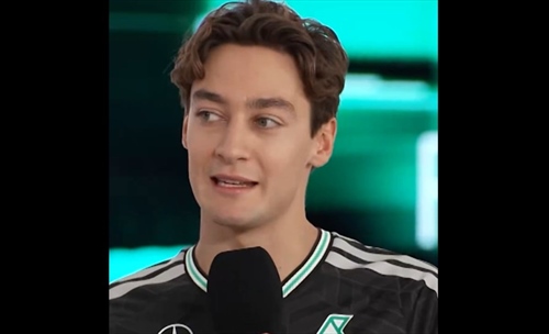 Russell sfida Newey con una provocazione: «Non è una sfilata di bellezza» - Russel sfida Newey con una provocazione:«Non è una sfilata di bellezza»