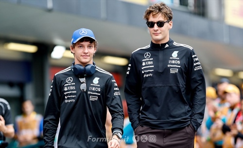 Russell a podio con l'influenza, Antonelli in top 4: è Mercedes la seconda forza? - Russell a podio con l'influenza, Antonelli in top 4: è Mercedes la seconda forza?