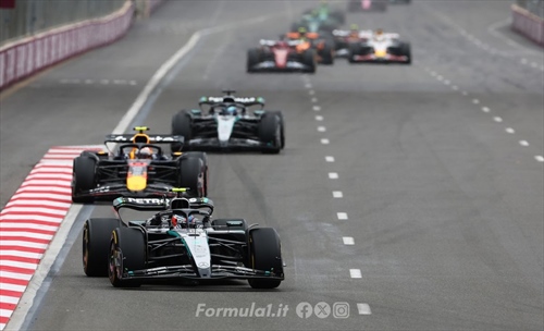 Russell a podio con l'influenza, Antonelli in top 4: è Mercedes la seconda forza? - Russell a podio con l'influenza, Antonelli in top 4: è Mercedes la seconda forza?