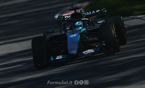 Russell: «Battaglia con Kimi molto bella. Sono contento di essere tornato»