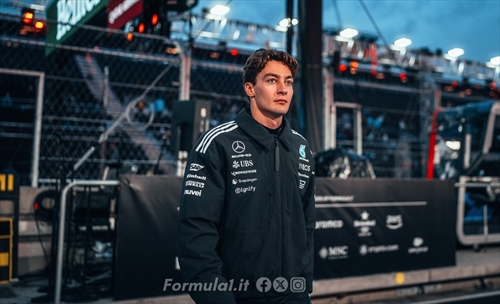 Russell entusiasta: «Sono le vetture più veloci che abbia mai visto a Barcellona»