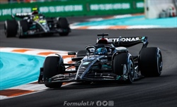 Russell esorta la FIA: «Bisogna rendere le corse più eccitanti. Basta DRS» - Russell esorta la FIA: «Bisogna rendere le corse più eccitanti. Basta DRS»
