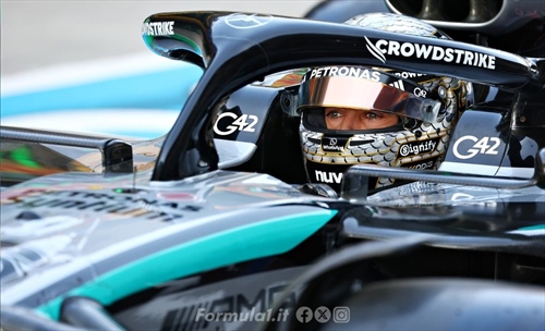 Russell infastidisce le McLaren in Cina: «Ho preso dei rischi, ma che giro»