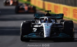 Russell, la Mercedes nega di avergli impartito l'ordine di lasciar passare Perez