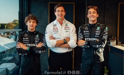 Russell lascerà la Mercedes? È tutto nelle mani di... Verstappen - Russell lascerà la Mercedes? È tutto nelle mani di... Verstappen
