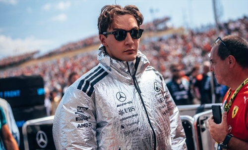 Russell scuote Mercedes: «Il ritmo era forte, ma non c’era niente che potessi fare»
