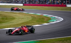 Sainz: «Il vento ha complicato il lavoro, ma siamo veloci. Possiamo anche migliorare» - Sainz