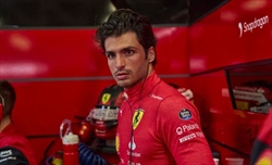 Sainz completa il programma: «Abbiamo valutato anche diverse regolazioni d'assetto»