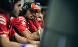 Sainz è fiducioso: «Vettura 2024 molto diversa rispetto alla SF-23» - Sainz è fiducioso: «Vettura 2024 molto diversa rispetto alla SF-23»