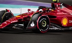 Sainz esalta la Ferrari: F1-75 dimostrazione delle capacità del team