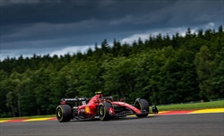 Sainz a Spa ha corso con 100 punti di carico aerodinamico in meno, al limite del pericoloso - Sainz ha corso con 100 punti di carico aerodinamico in meno: «Speravamo in una bandiera