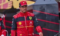 Sainz: «Il freddo ci ha impedito di dominare. Strategia? Quando hai un ritmo così brutto...»