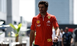 Sainz, il futuro è adesso: primi contatti con la Mercedes - Sainz, il futuro è adesso: primi contatti con la Mercedes