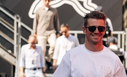 Sainz in Audi? Hulkenberg punge: «Il sedile di riserva è libero» - Sainz in Audi? Hulkenberg punge: «Il sedile di riserva è libero»