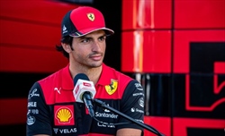 Sainz: «La priorità è il passo gara. Non so se siamo veloci o lenti rispetto gli altri» - Sainz: «La priorità è il passo gara. Non so se siamo veloci o lenti rispetto gli altri»