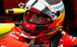 Sainz: lo stile di guida di Leclerc è follemente veloce