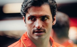 Sainz punterà al titolo anche senza la Ferrari: «Lo voglio e presto. Ho gli attributi del campione» - Sainz punterà al titolo anche senza la Ferrari: «Lo voglio e presto. Ho gli attributi del campione»